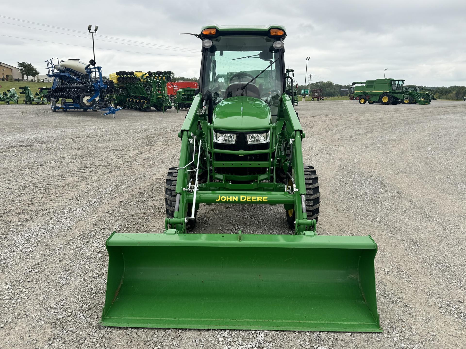 2022 John Deere 4066R