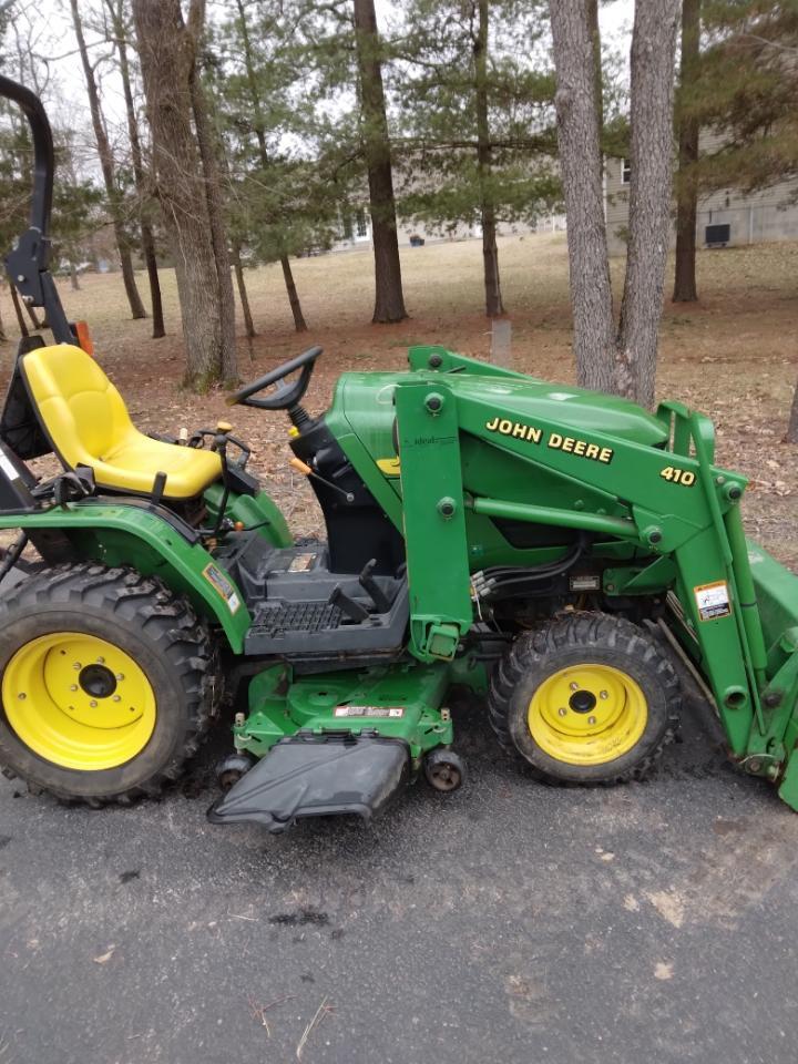 2005 John Deere 4010 Image