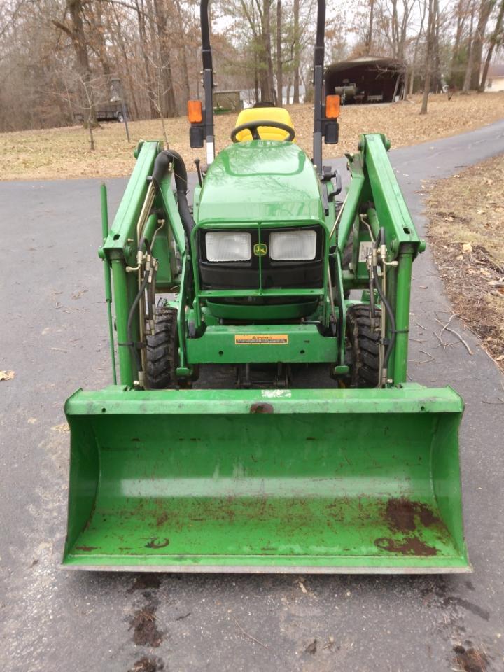 2005 John Deere 4010 Image