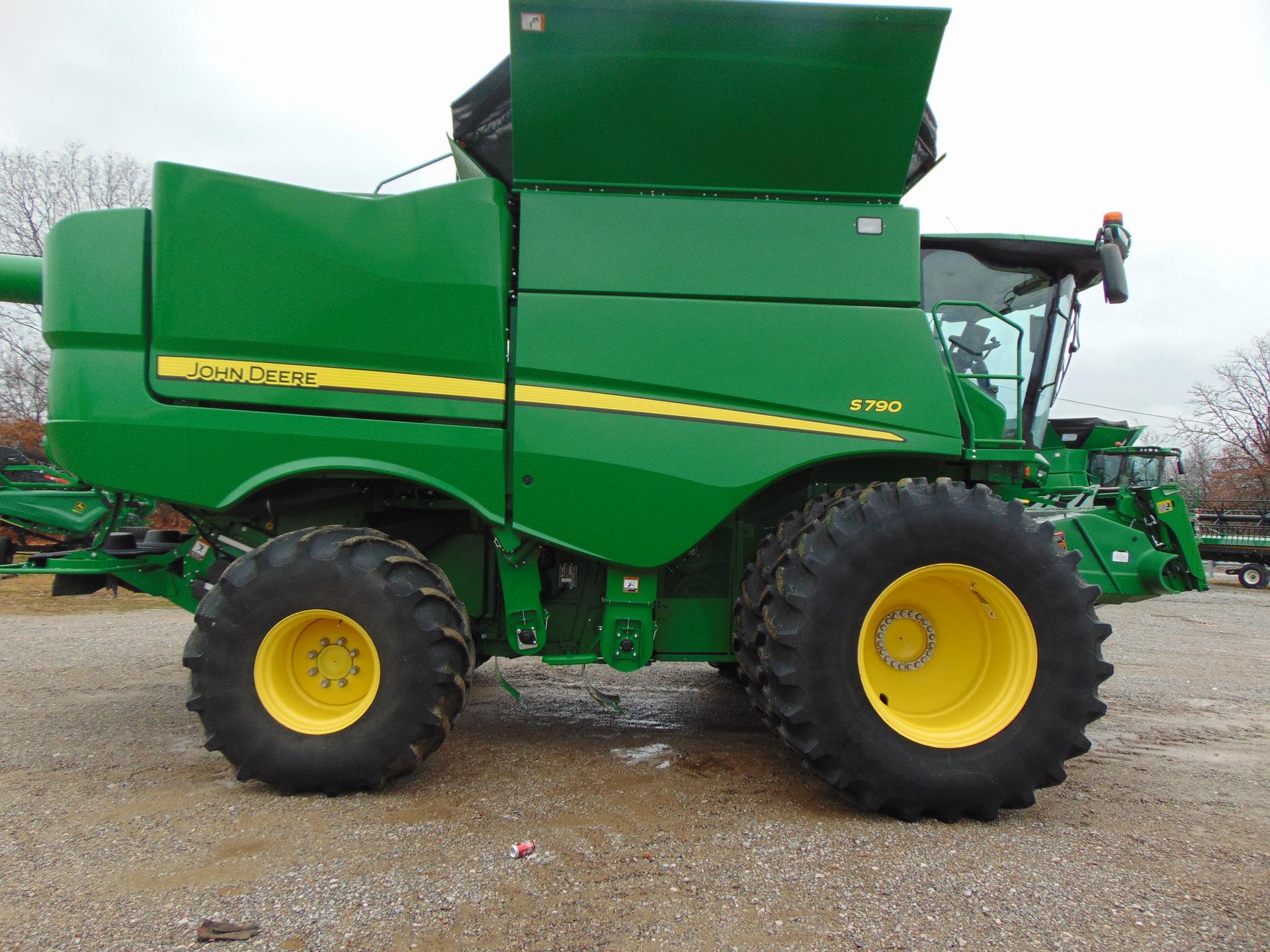 2020 John Deere S790