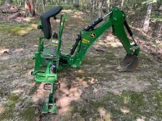 2022 John Deere 2025R