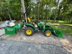 2022 John Deere 2025R