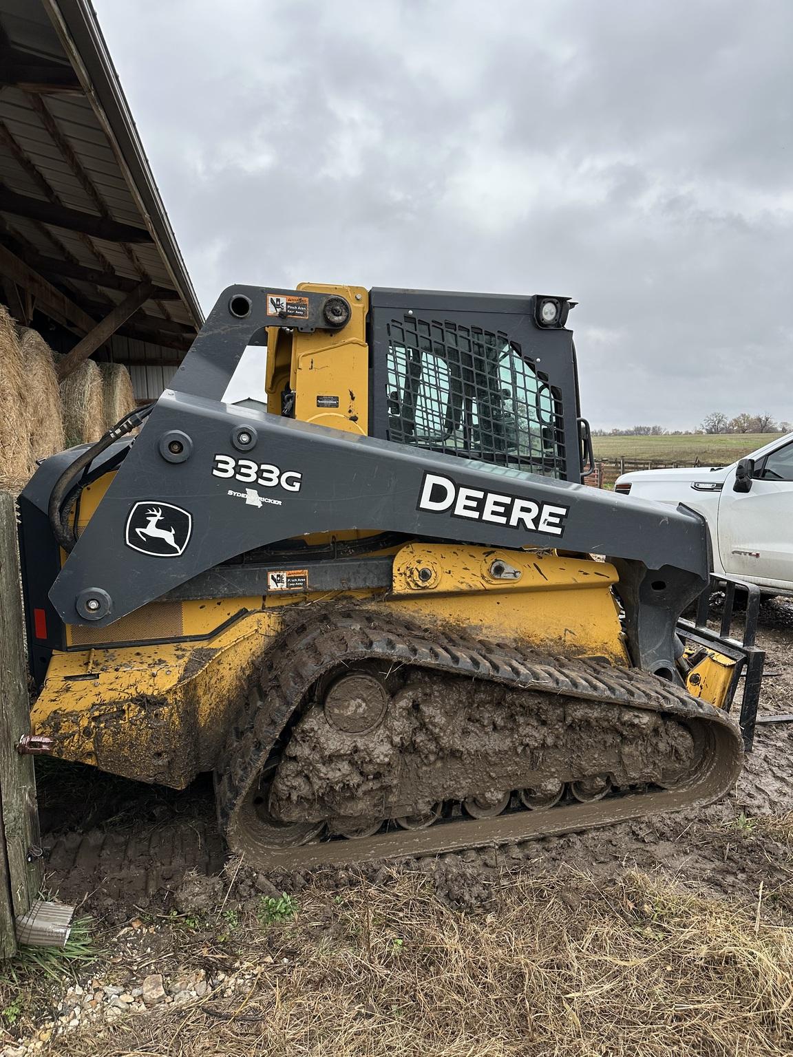 2017 John Deere 333G