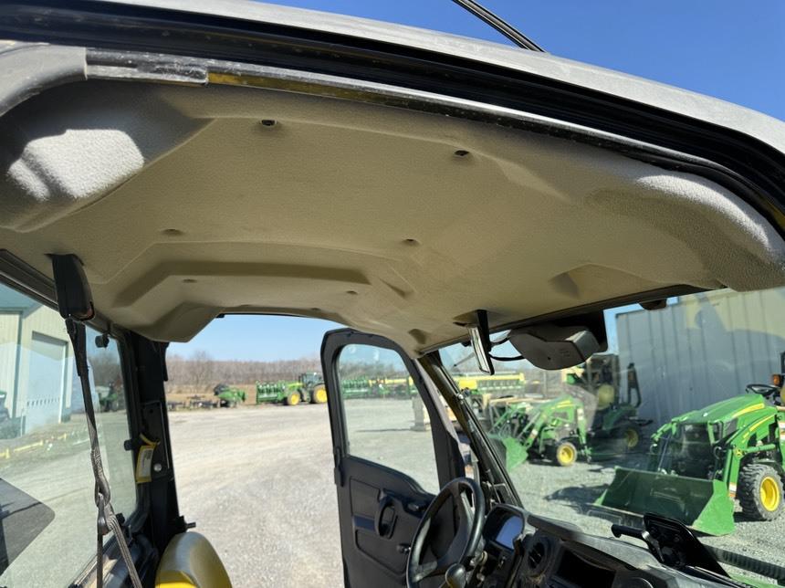 2020 John Deere XUV 835M