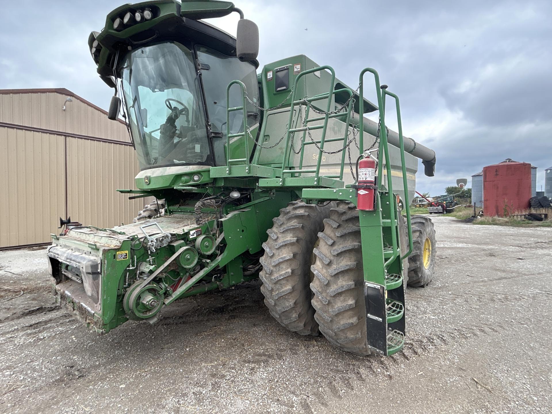 2015 John Deere S670