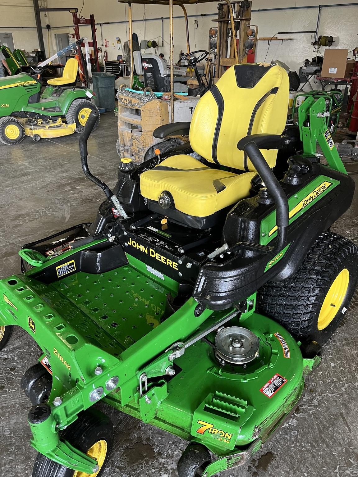 2021 John Deere Z930M