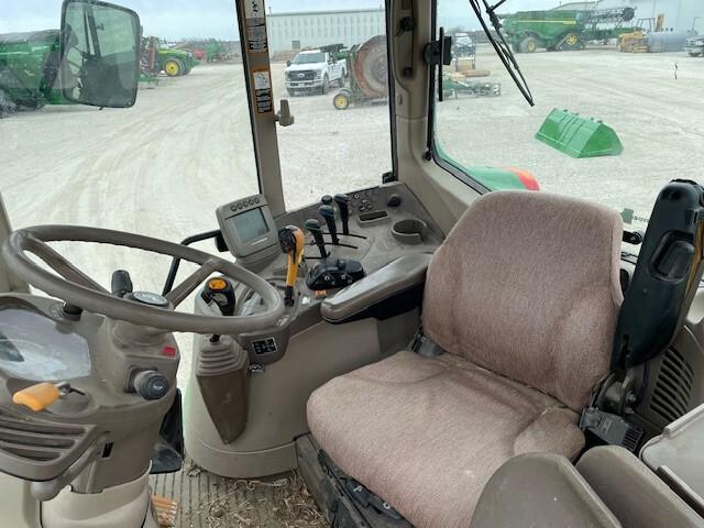 2010 John Deere 7330 Image