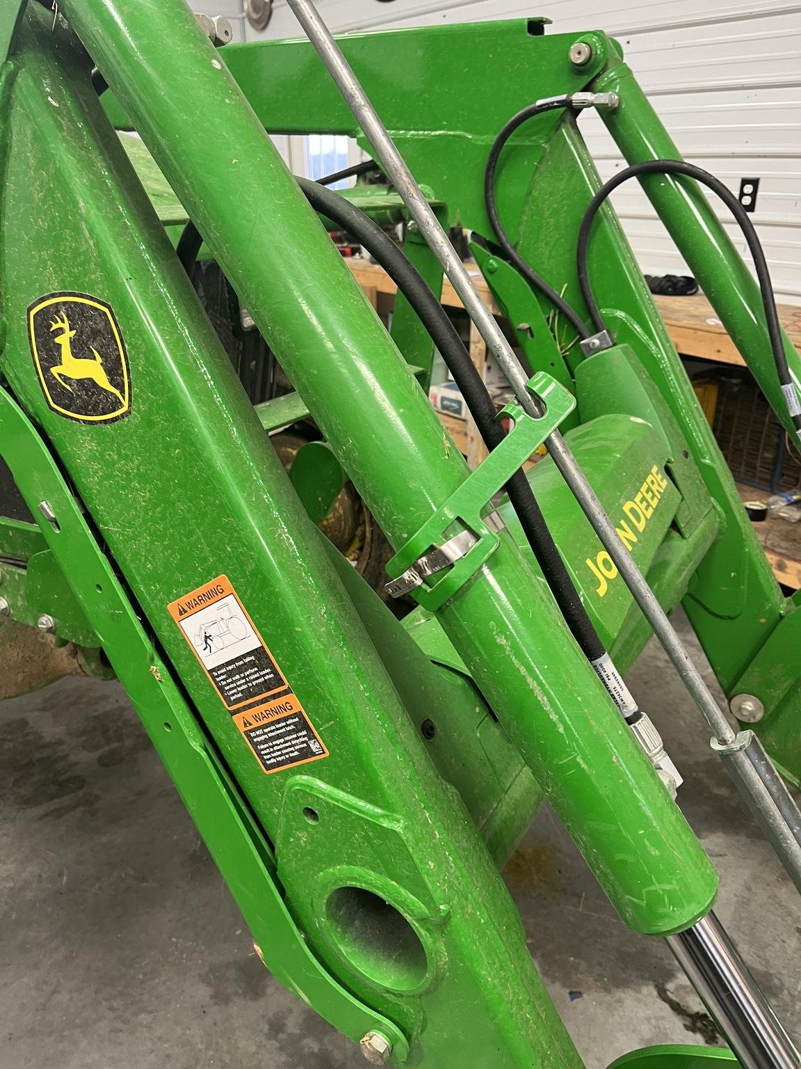 2021 John Deere 5075E Image