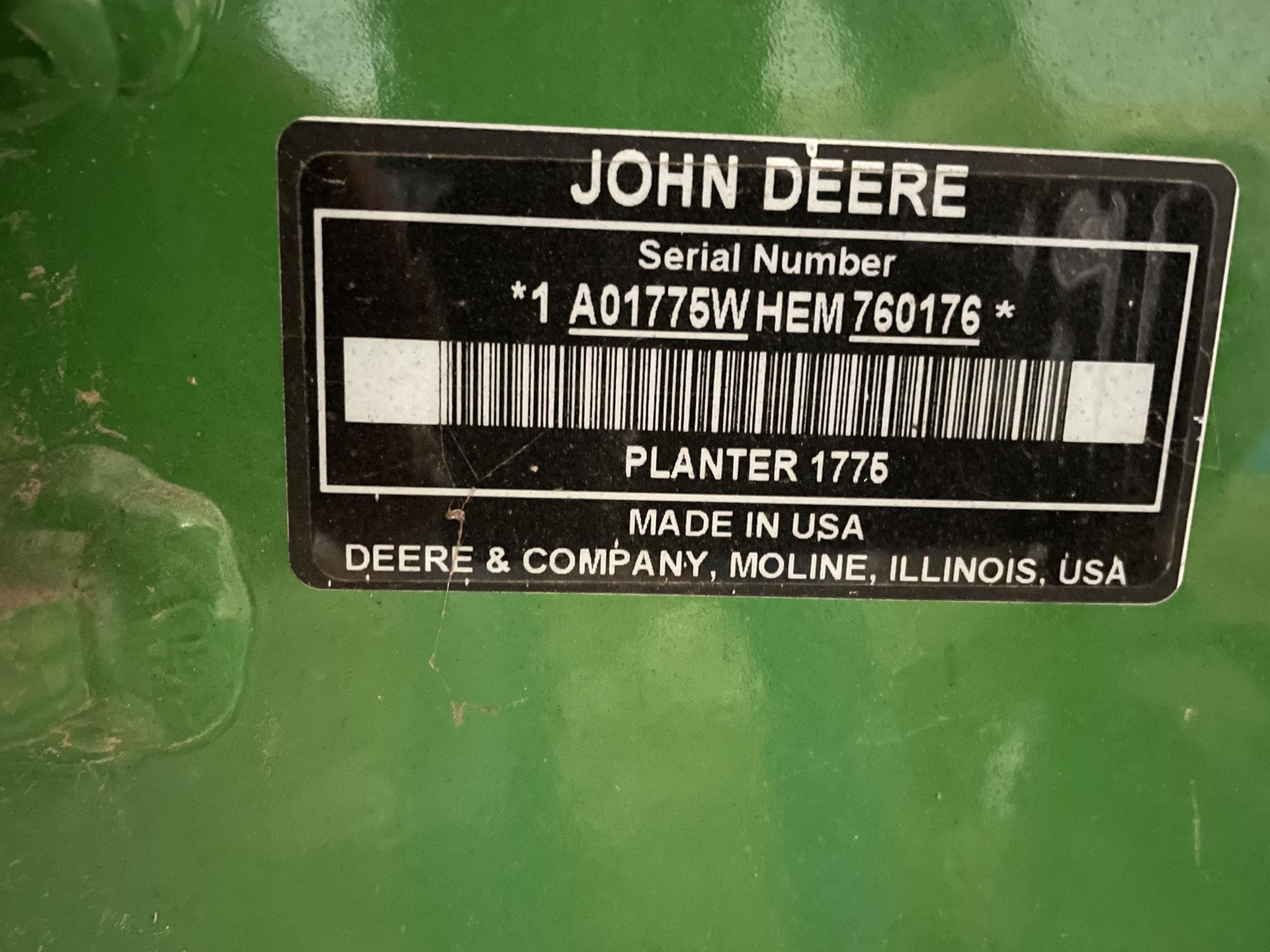 2015 John Deere 1775NT