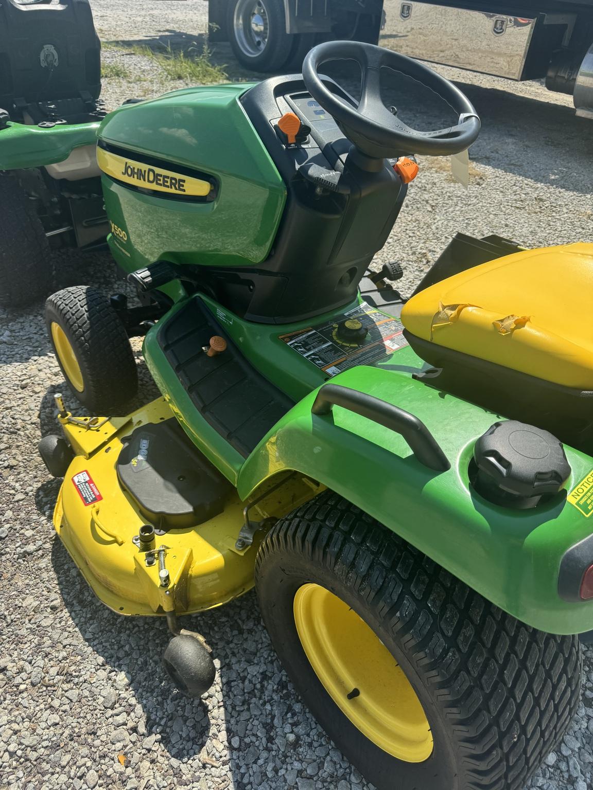 2011 John Deere X500