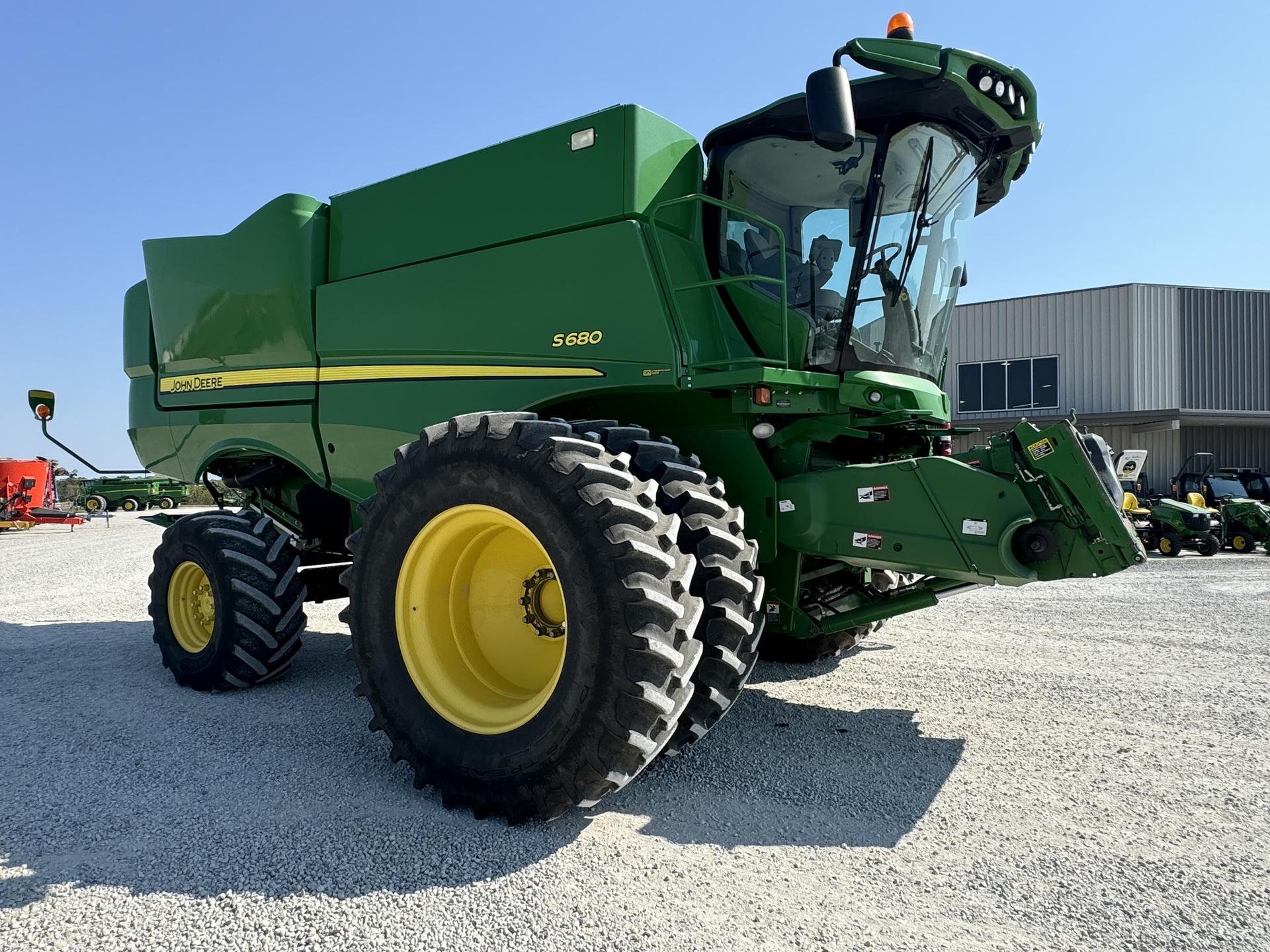 2017 John Deere S680