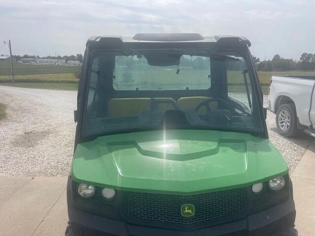 2022 John Deere XUV 835M Image