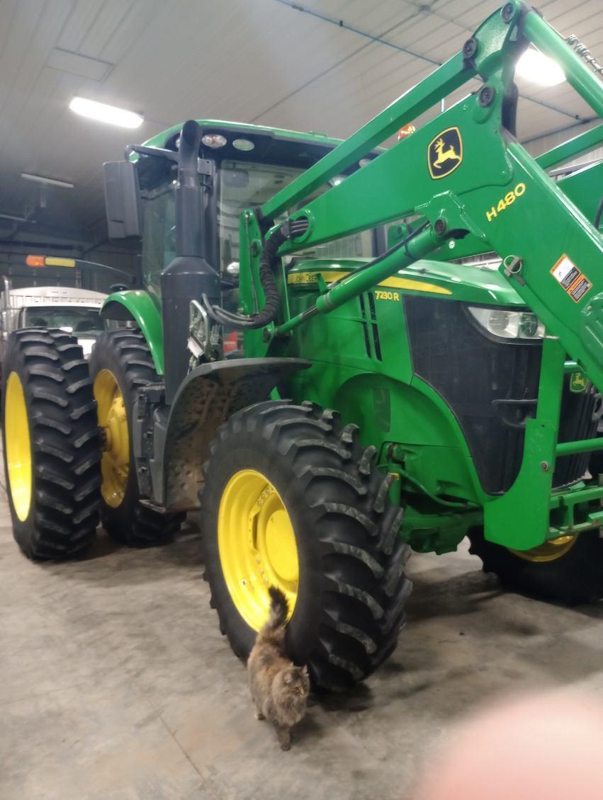 2019 John Deere 7230R