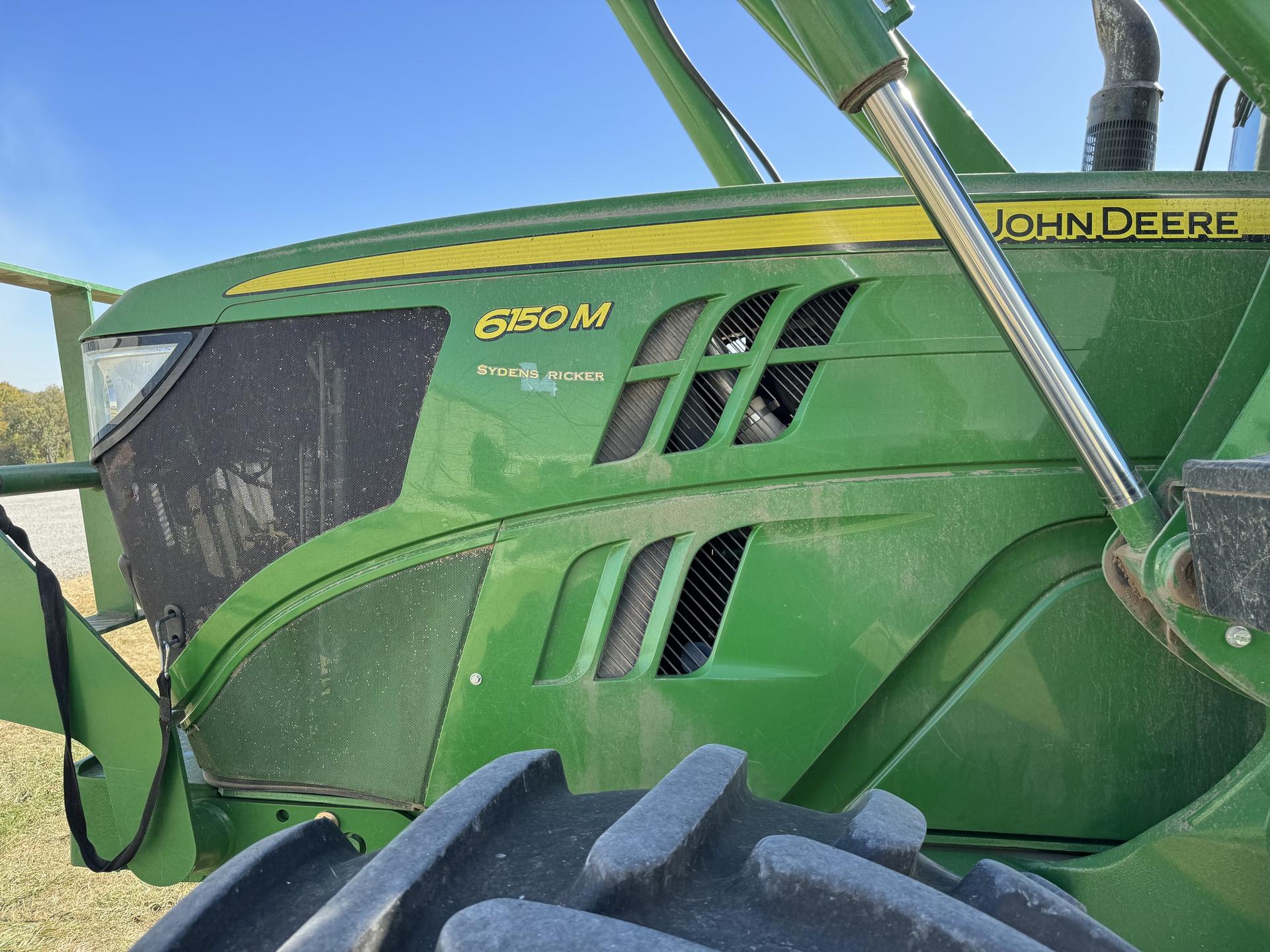 2015 John Deere 6150M