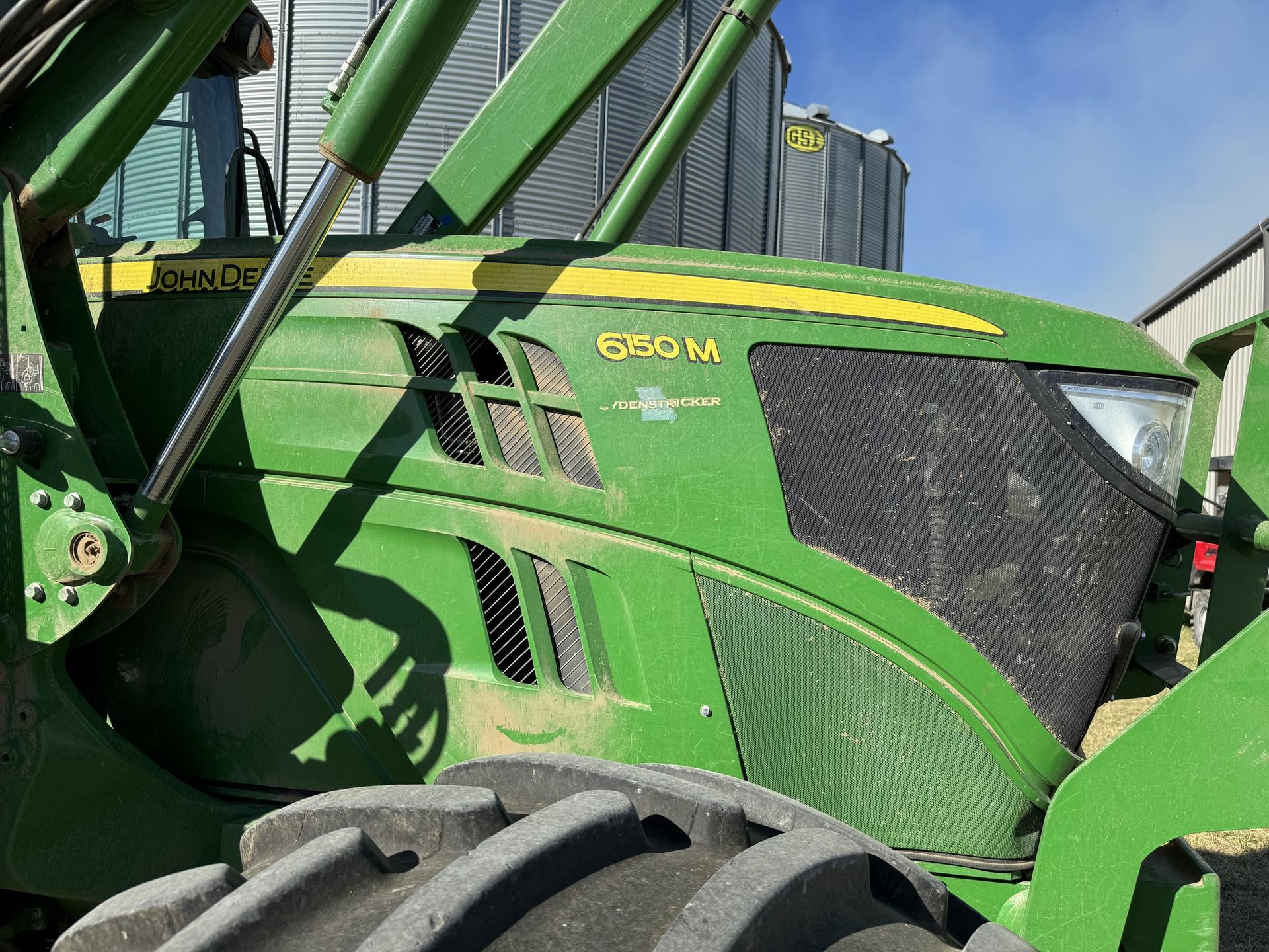 2015 John Deere 6150M