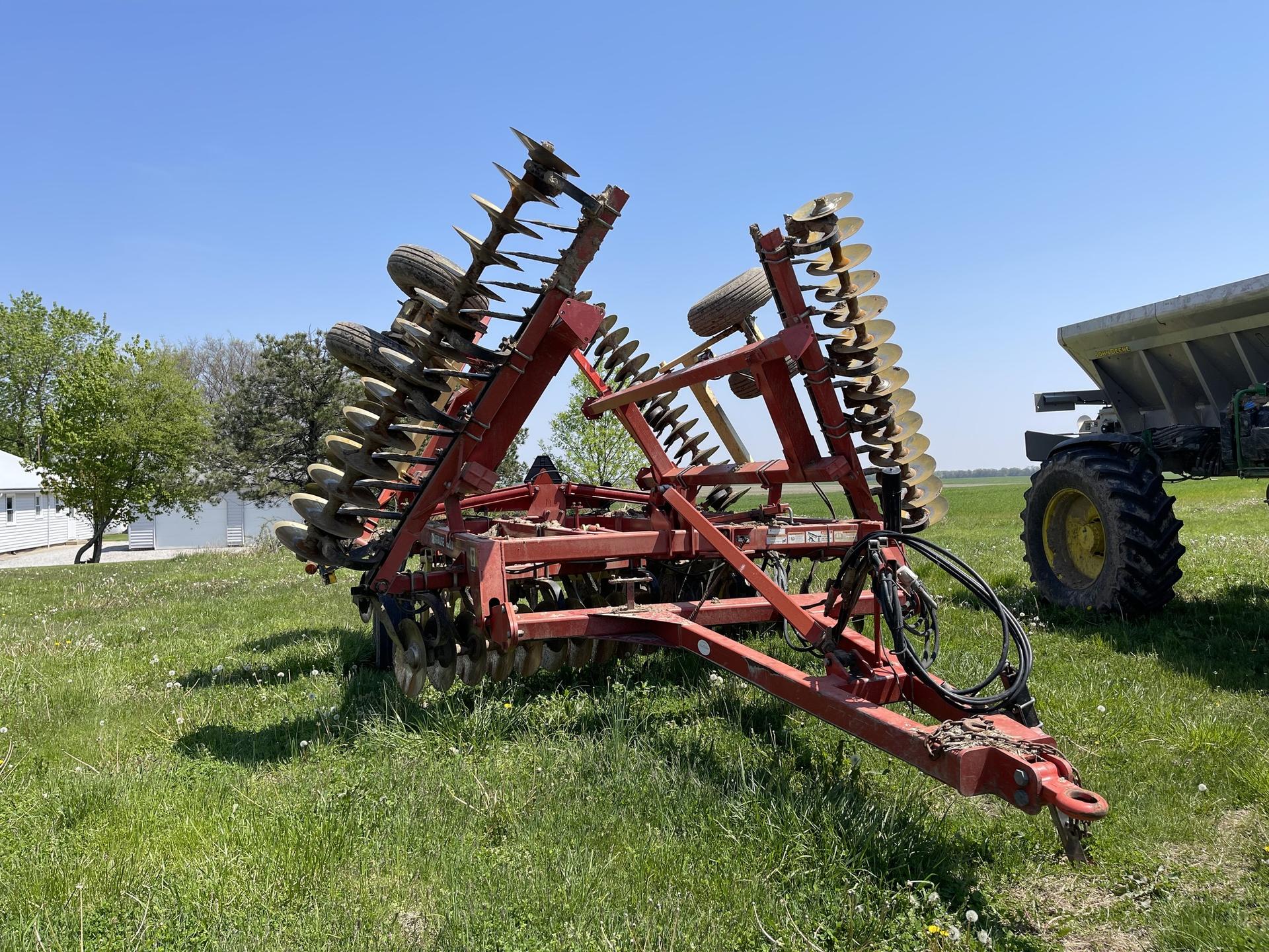 2010 Kuhn Krause 8200 Image