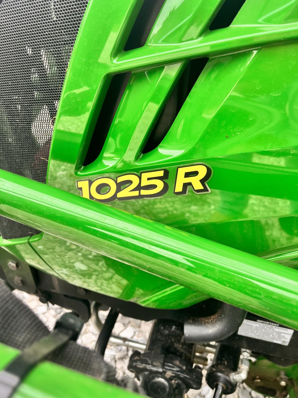 2023 John Deere 1025R