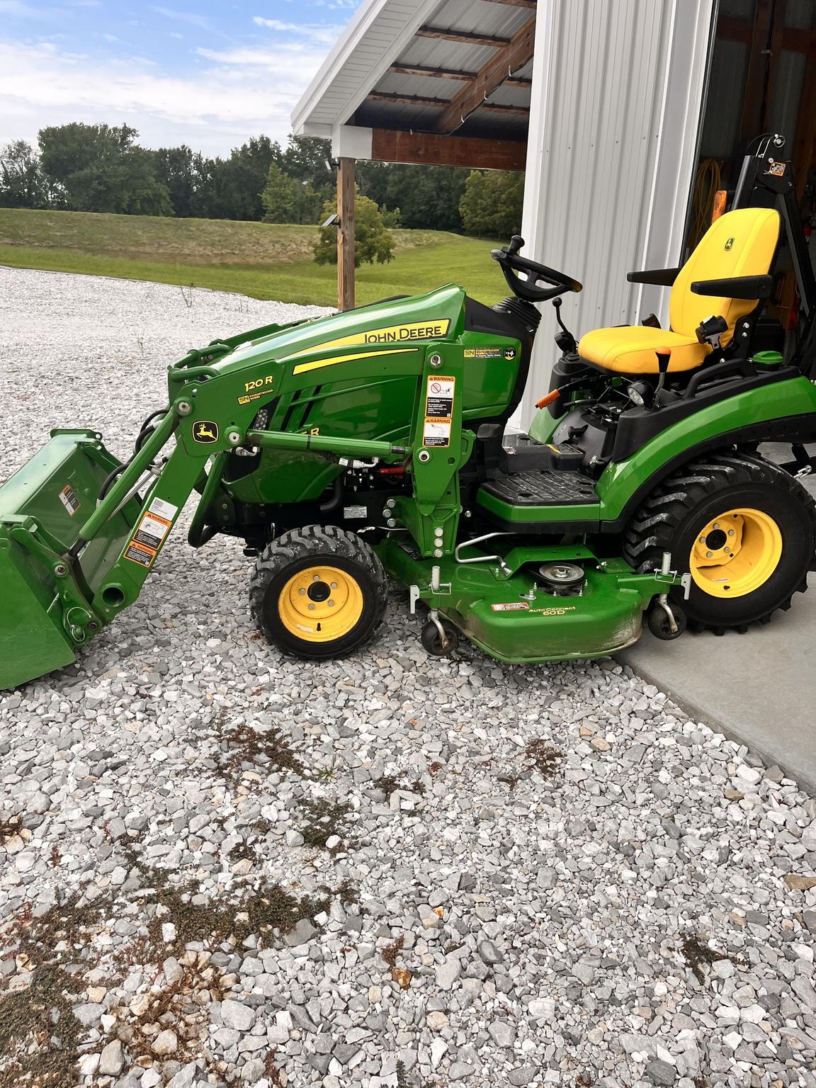 2023 John Deere 1025R