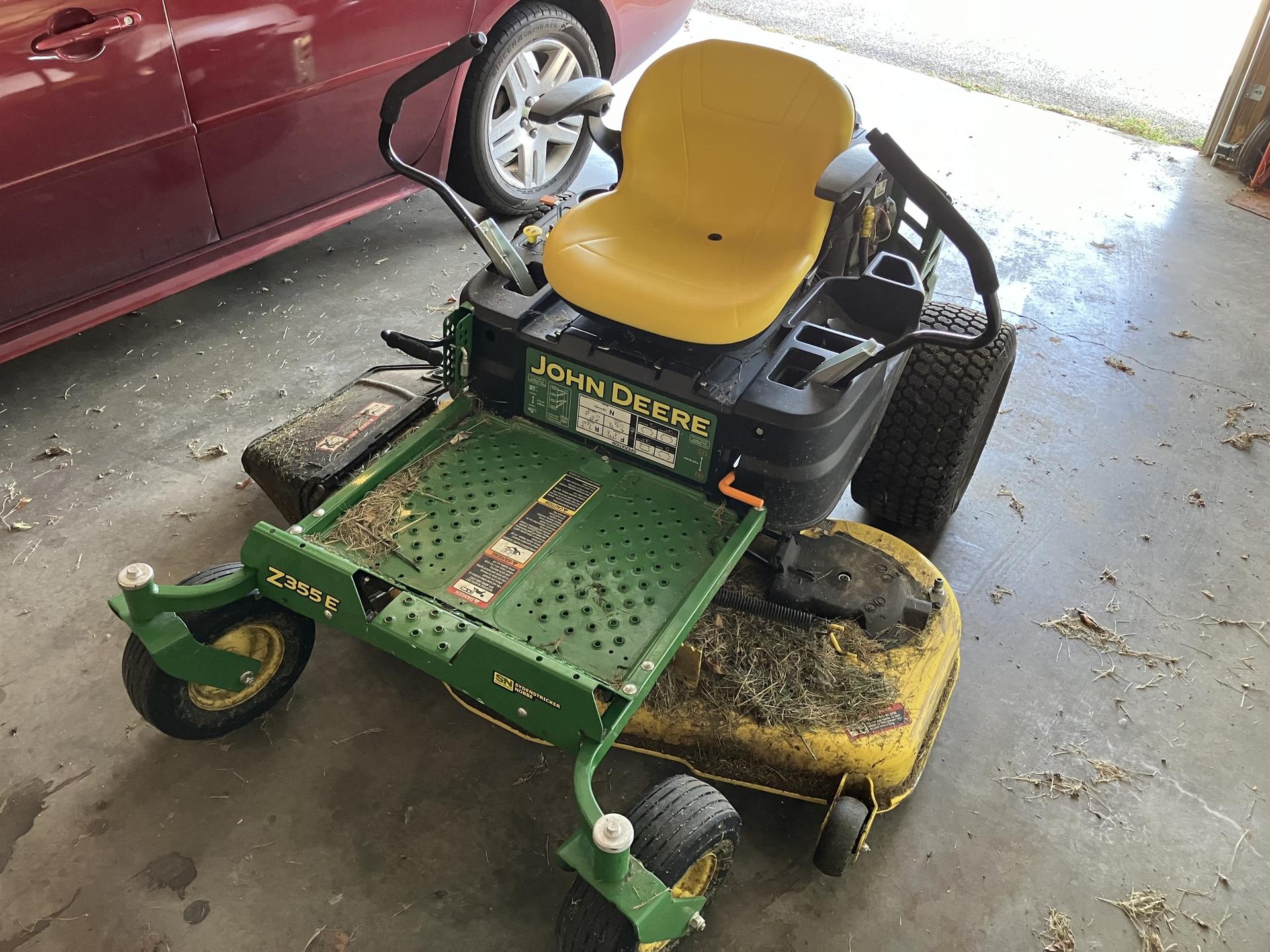 2020 John Deere Z355E