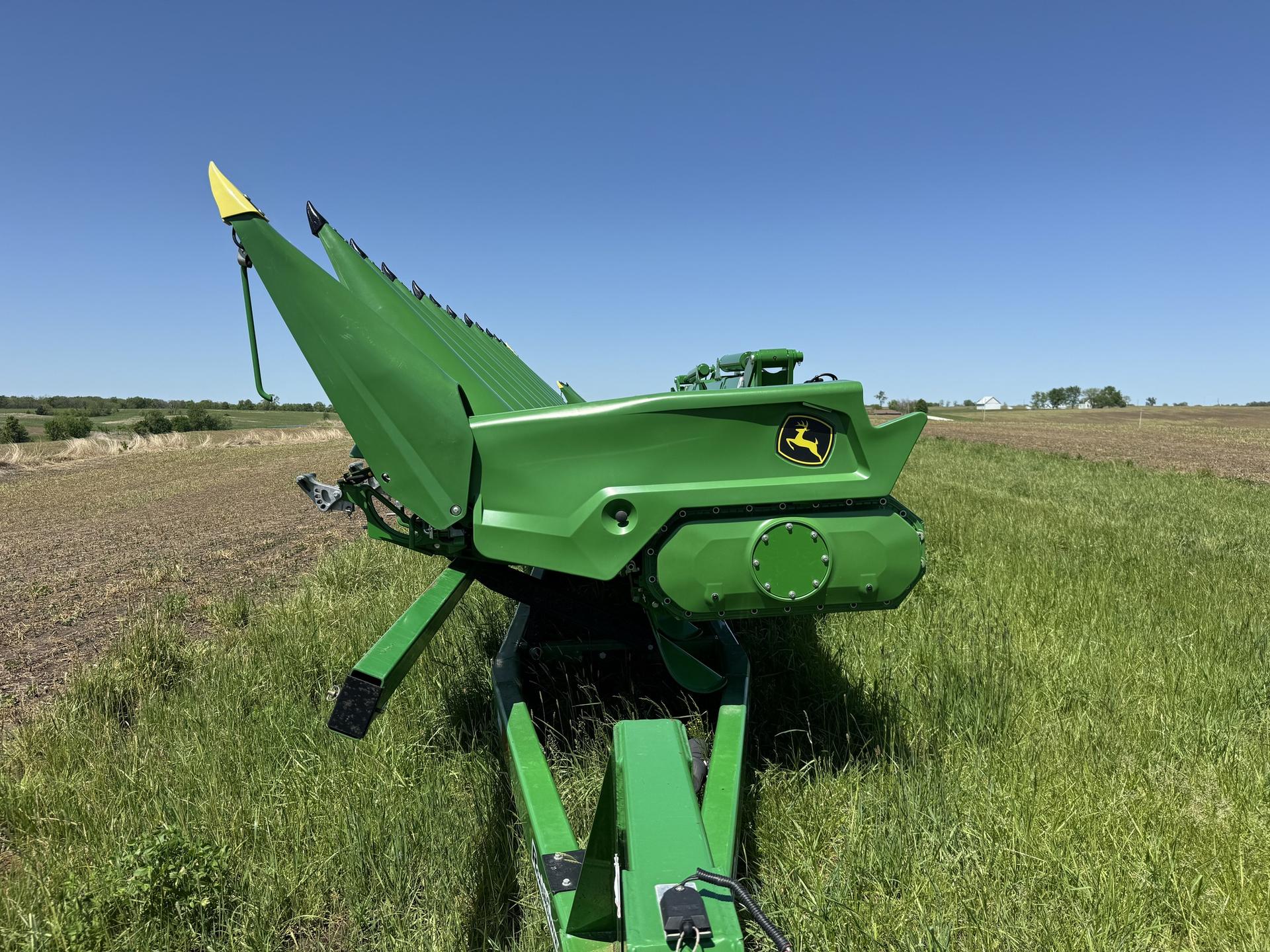 2024 John Deere C12F Image