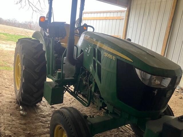 2022 John Deere 5055E