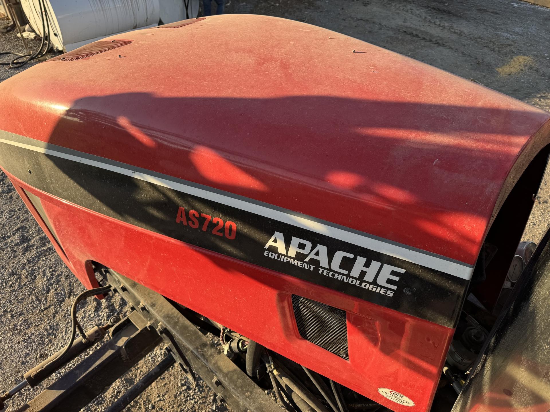 2013 Apache AS720