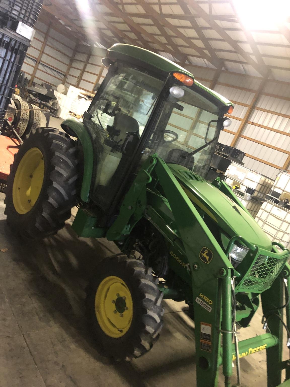 2016 John Deere 4066R Image