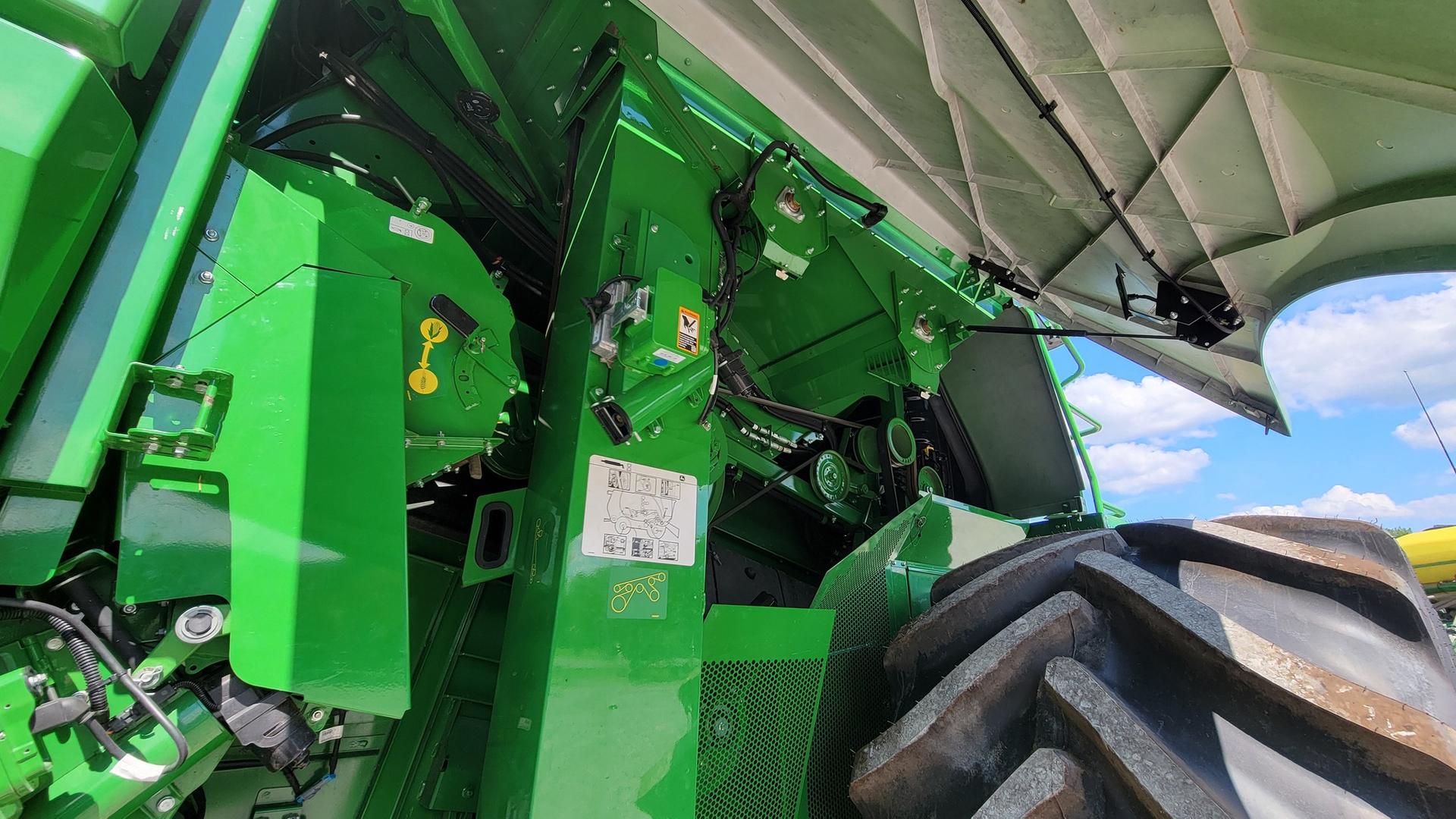 2022 John Deere S780