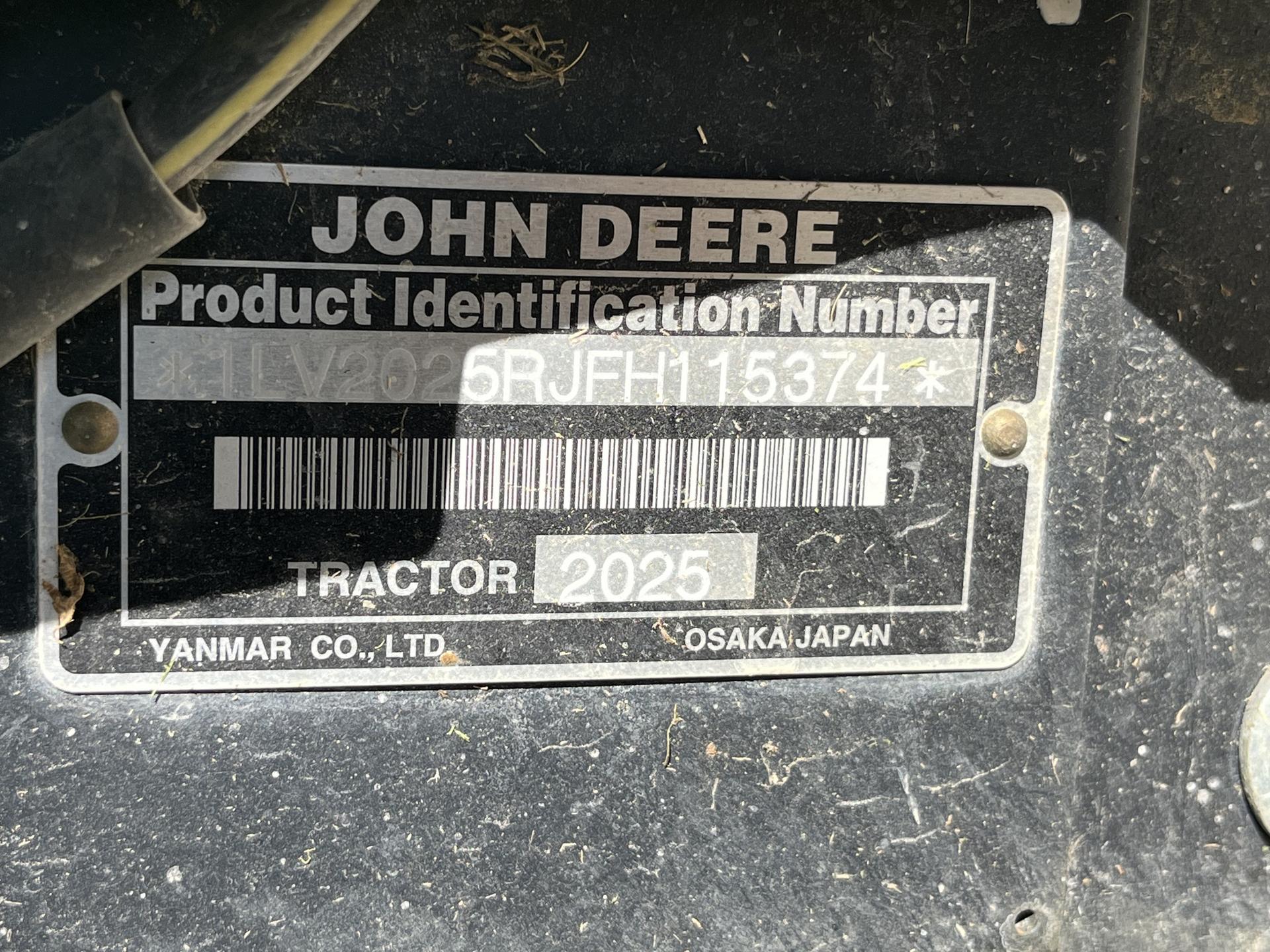 2015 John Deere 2025R