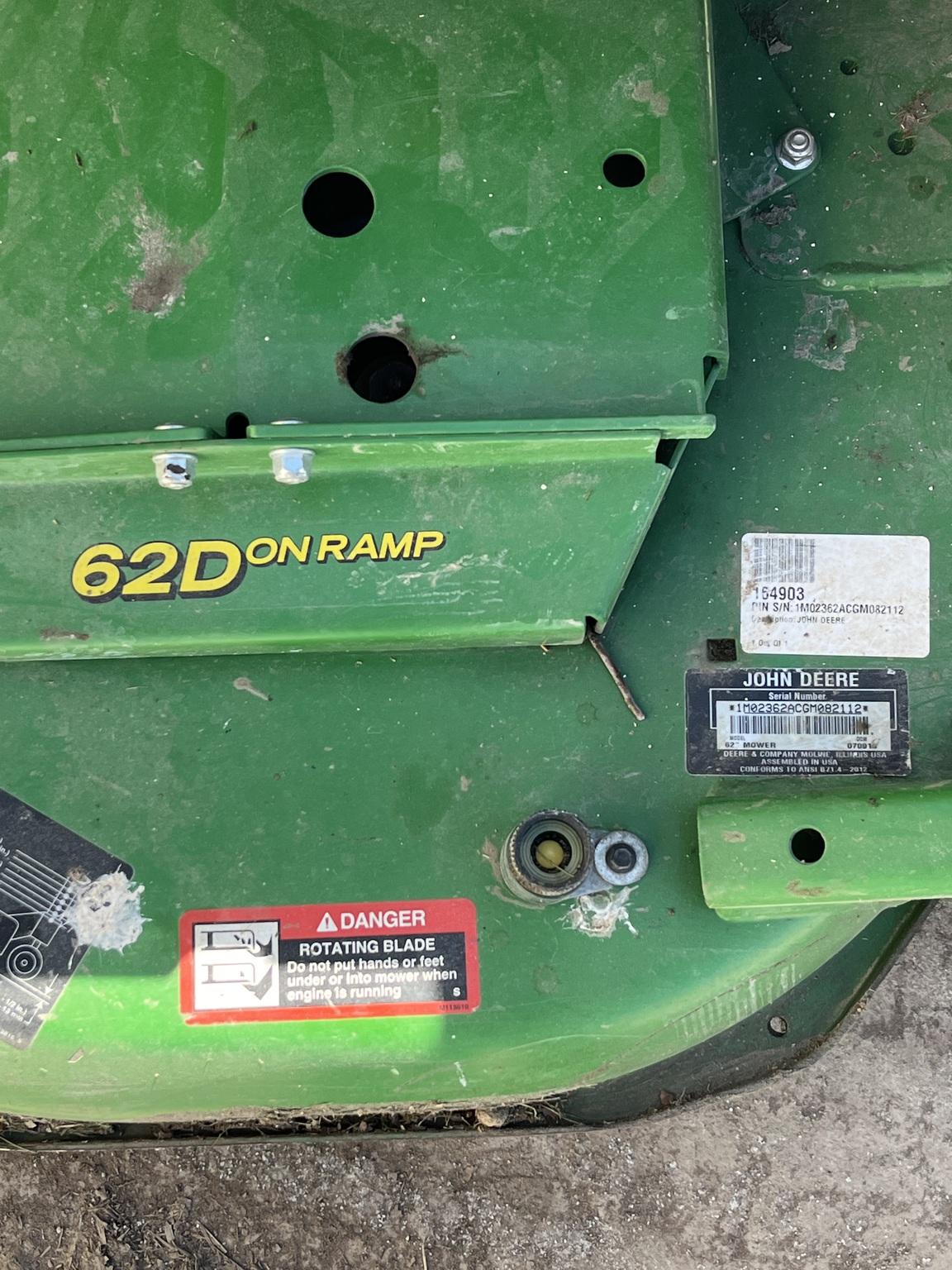 2015 John Deere 2025R