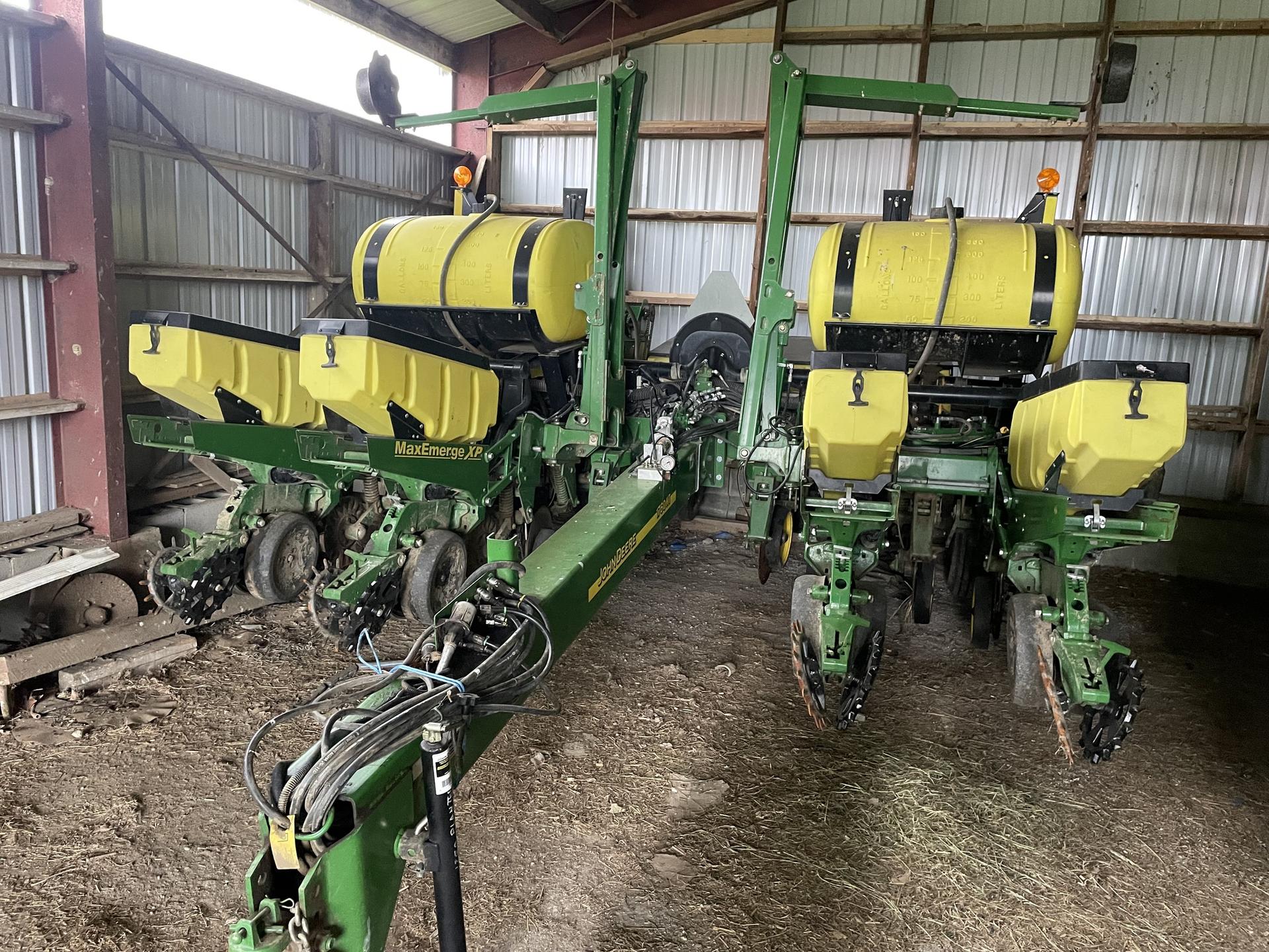 2013 John Deere 1760NT