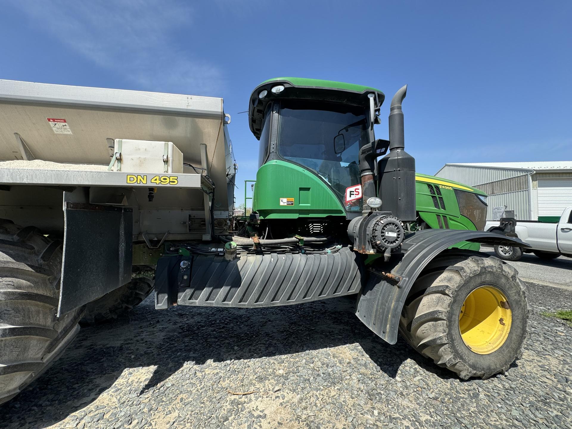 2017 John Deere F4365