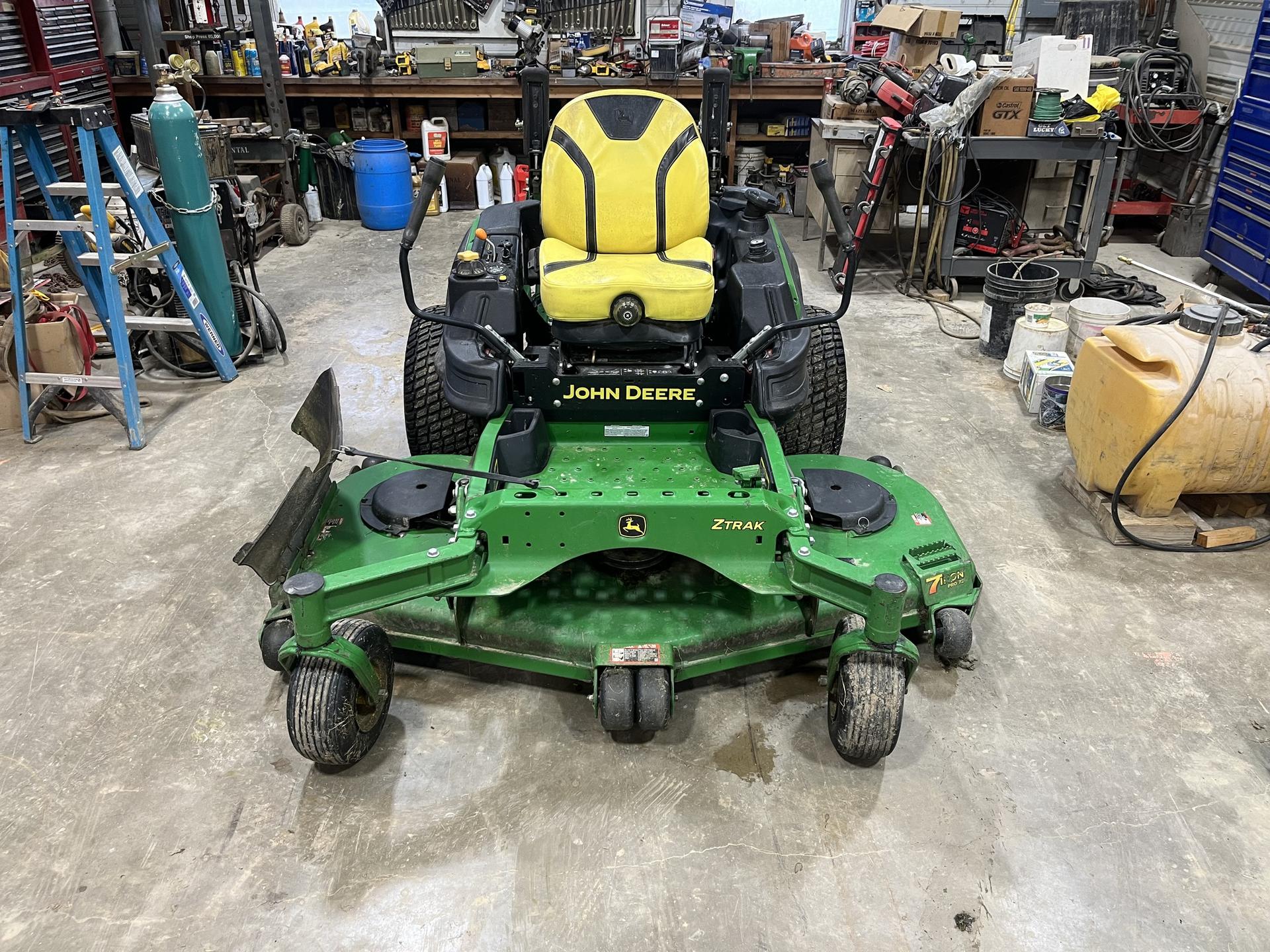 2019 John Deere Z950R