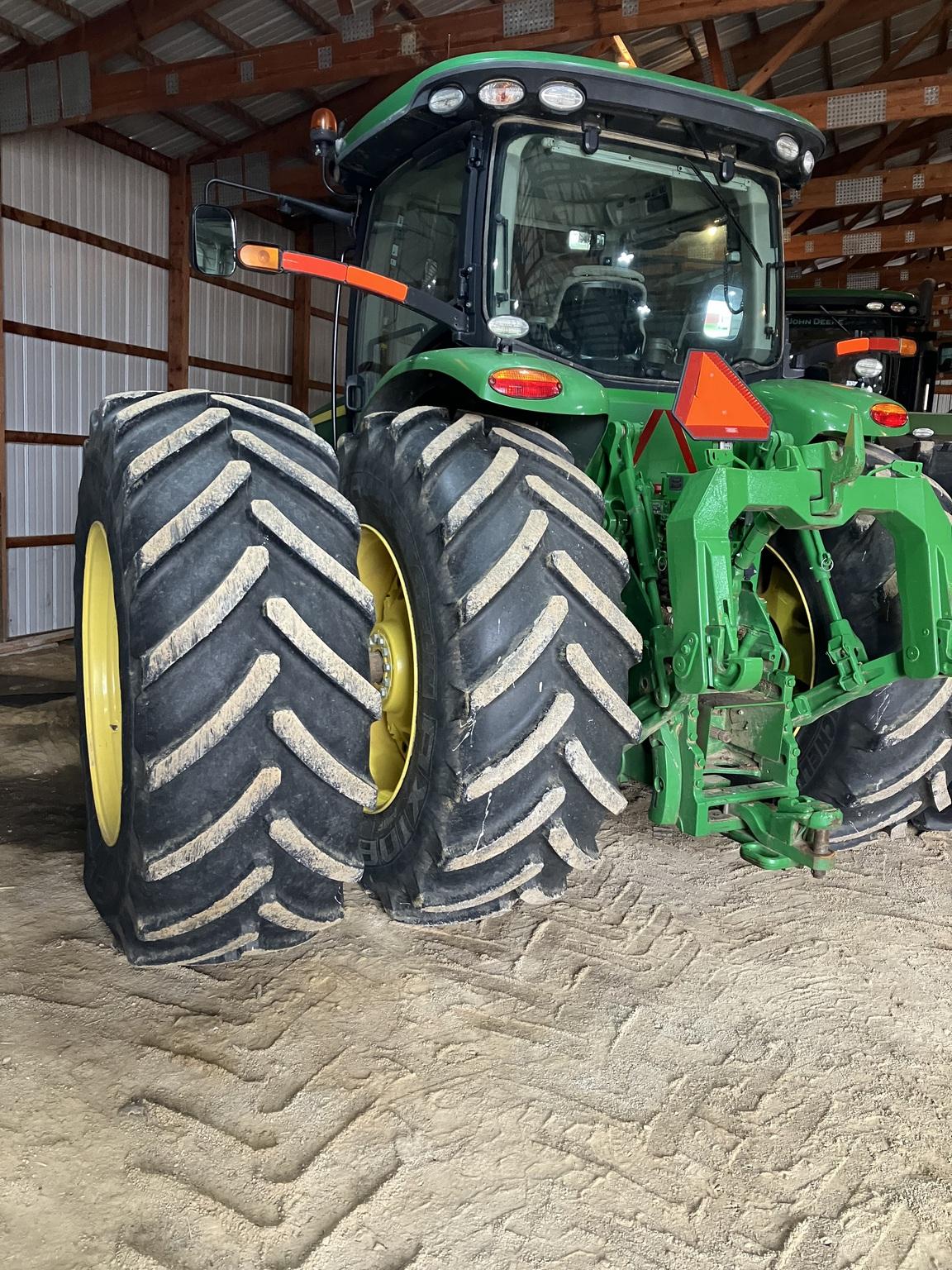 2017 John Deere 8320R Image