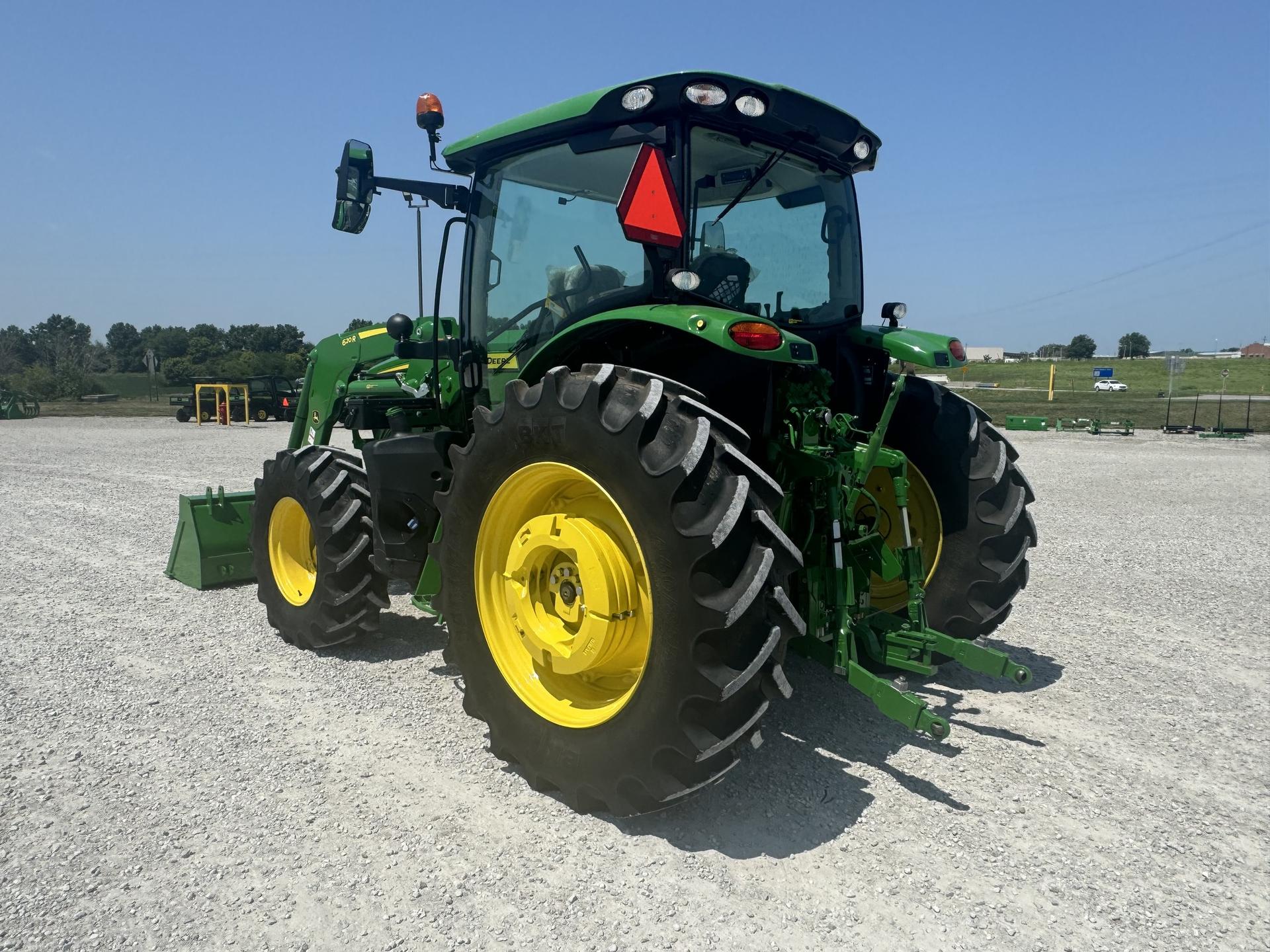 2023 John Deere 6R 120