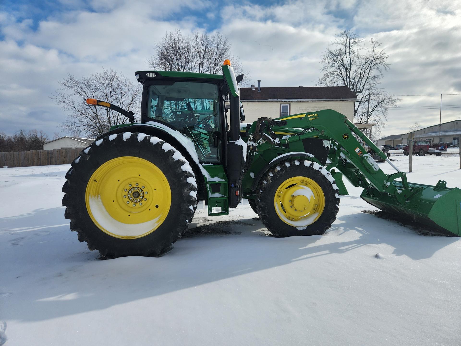 2024 John Deere 6R 155 Image