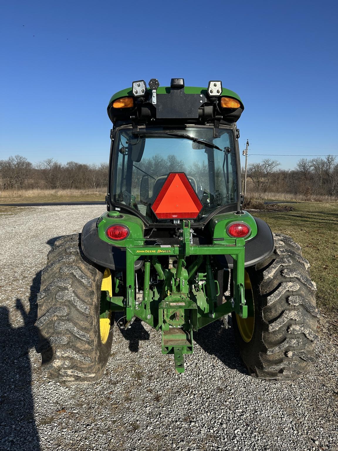 2024 John Deere 4075R