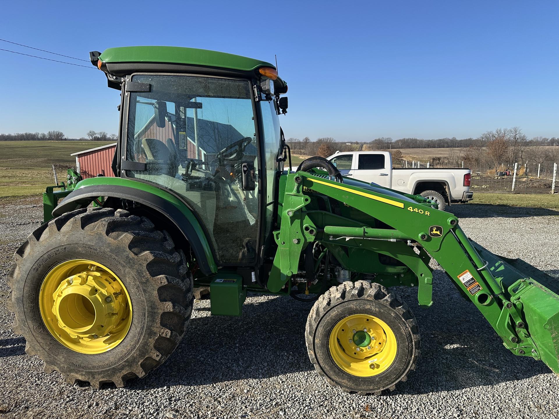 2024 John Deere 4075R