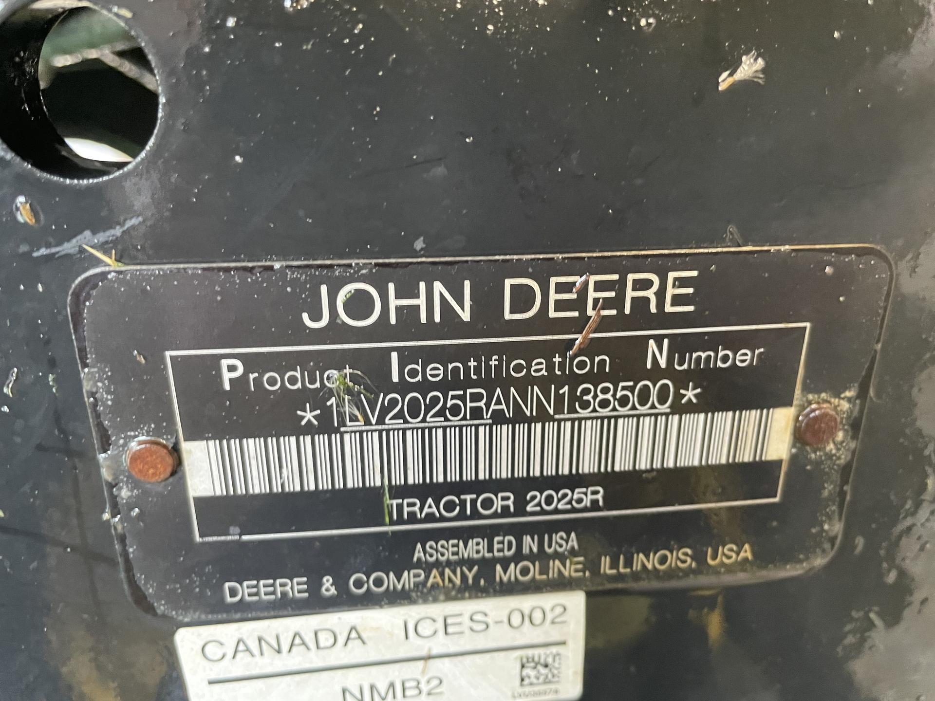 2022 John Deere 2025R
