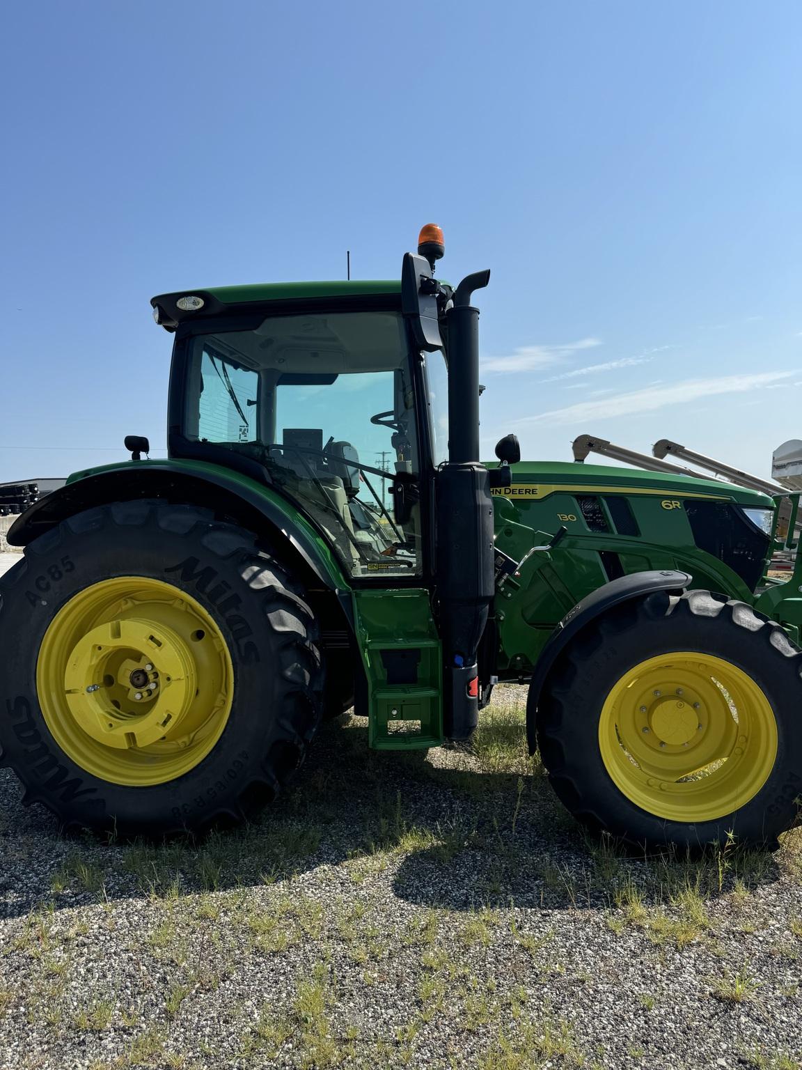 2023 John Deere 6R 130