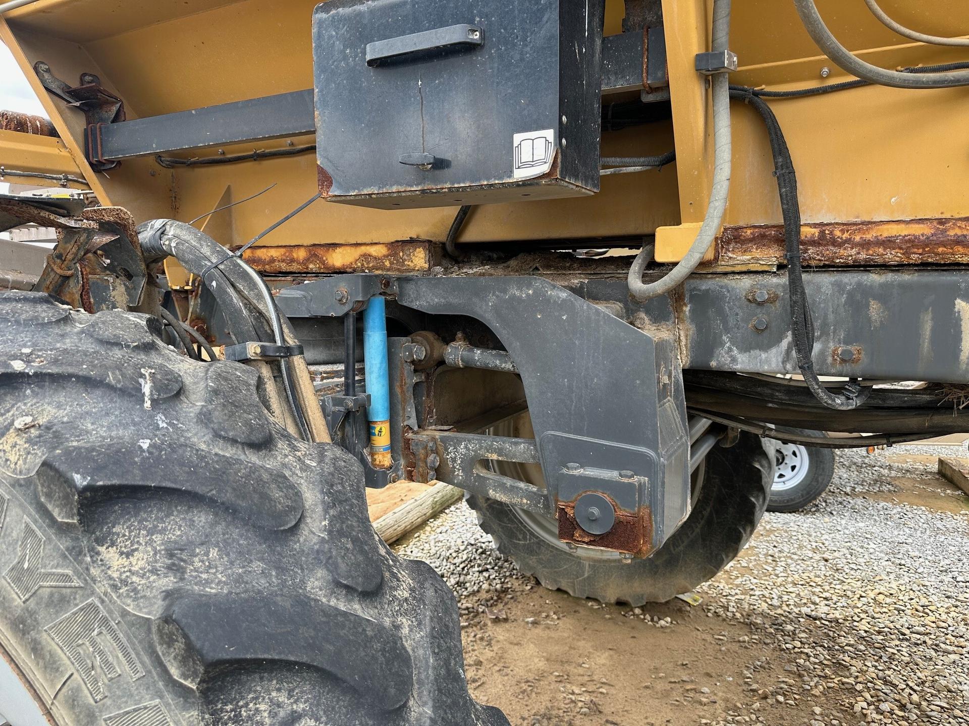 2017 RoGator RG1100B