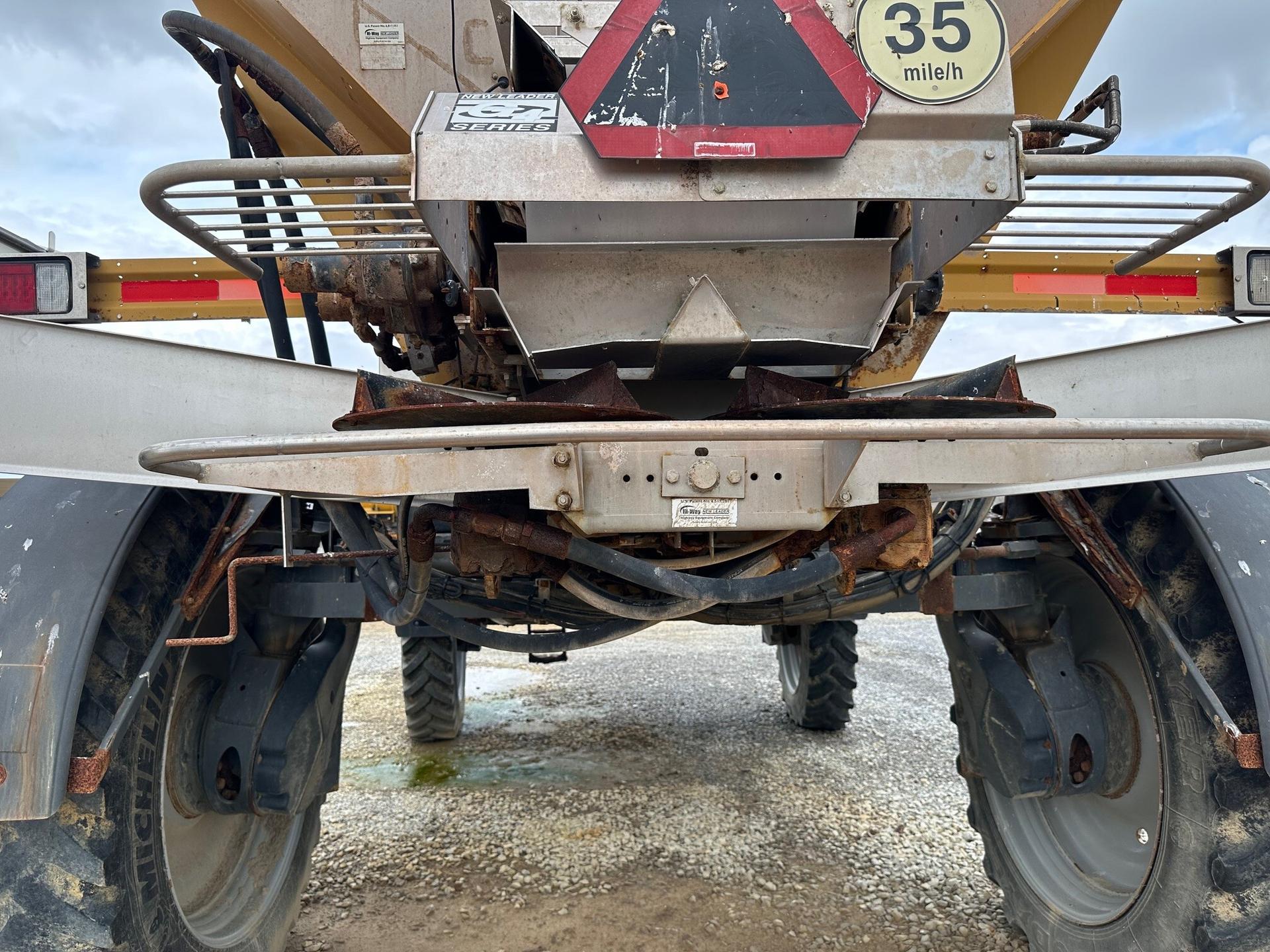 2017 RoGator RG1100B