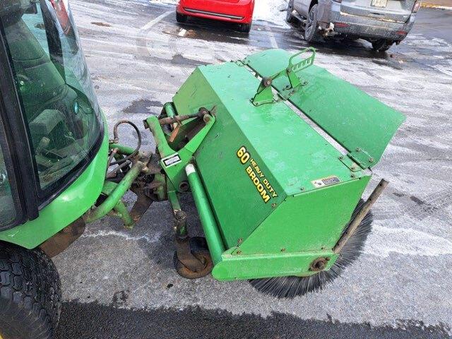 2017 John Deere 1585