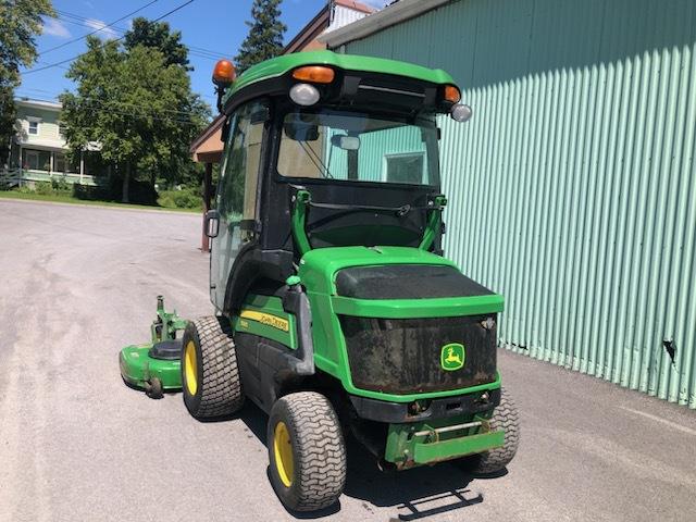 2017 John Deere 1585