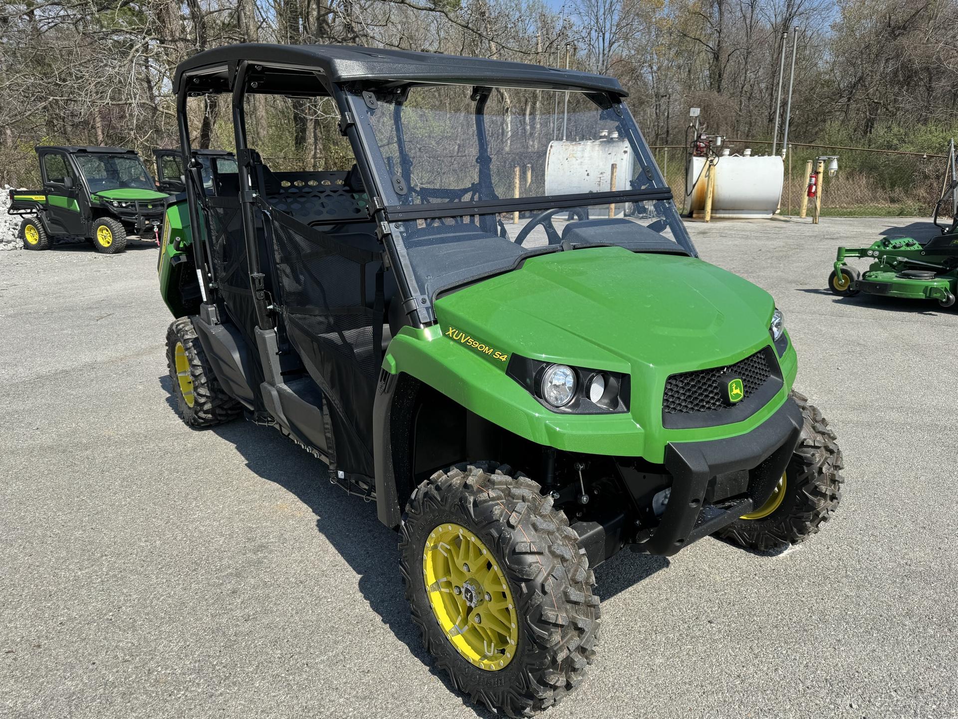 2024 John Deere XUV 590M Image