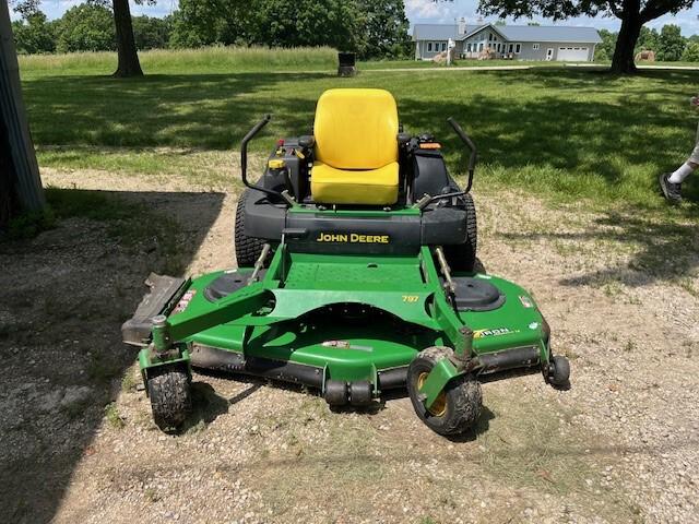 2004 John Deere 797