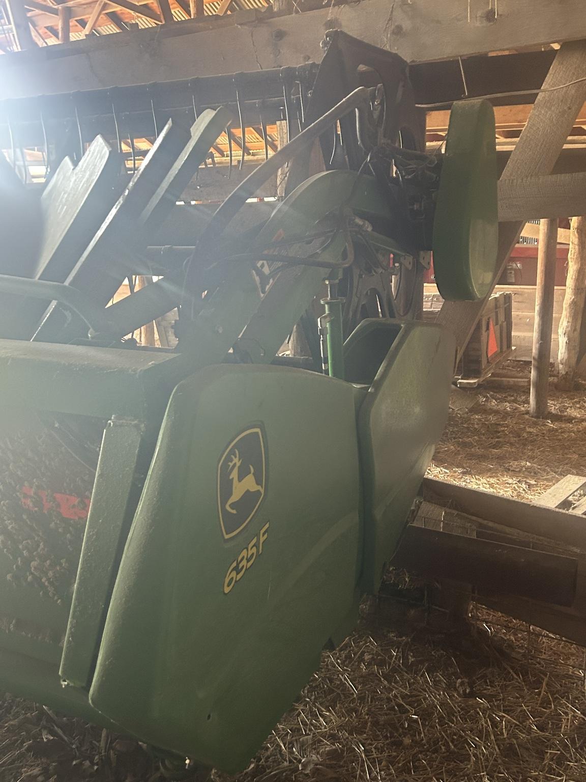 2009 John Deere 635F