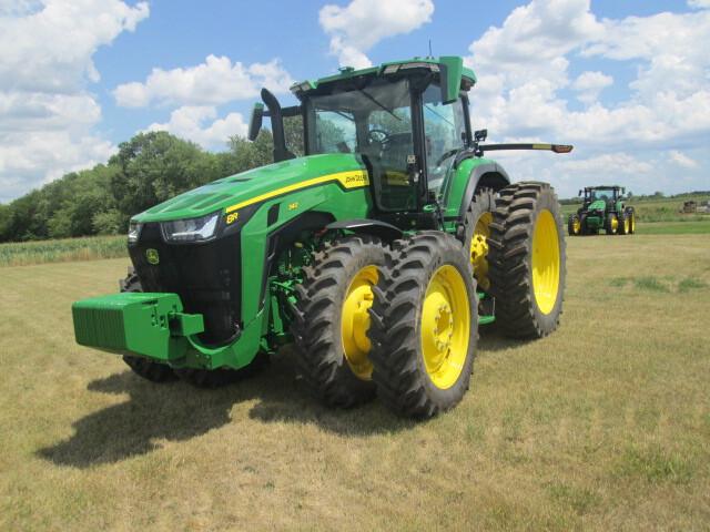 2023 John Deere 8R 340