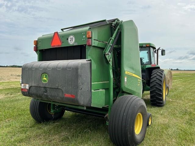 2022 John Deere 560M