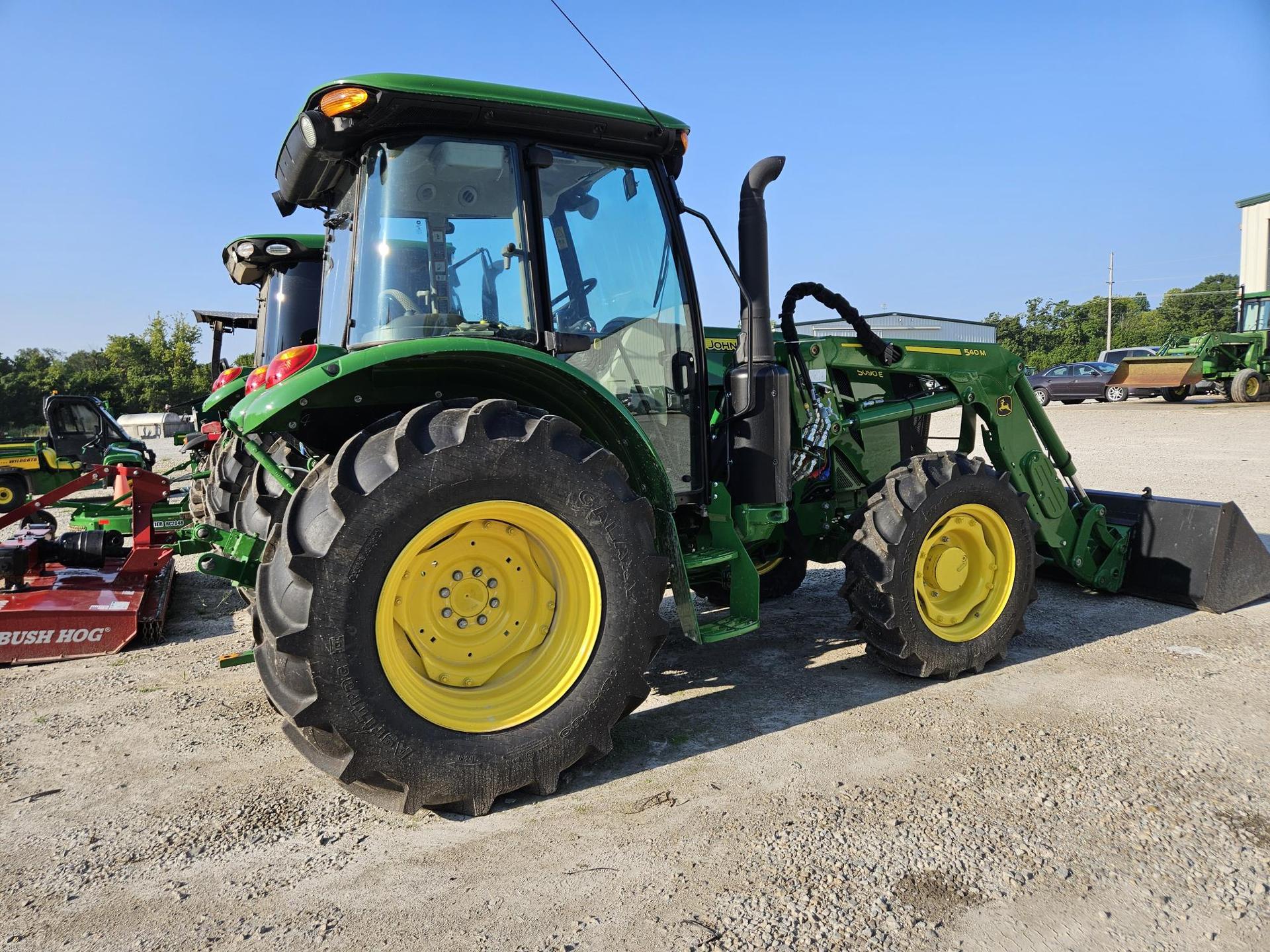 2022 John Deere 5090E